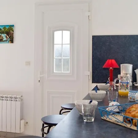 Bretteville-sur-ay Sleeps 6 Semesterbostad *