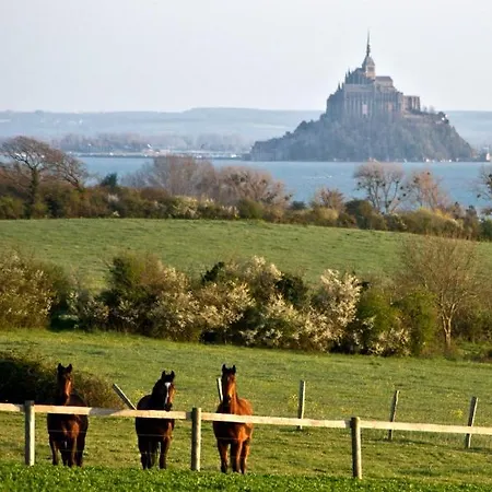 Bretteville-sur-ay Sleeps 6