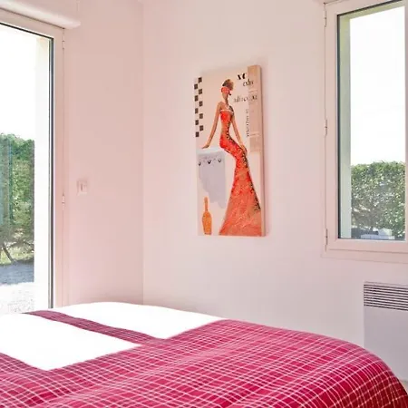 Bretteville-sur-ay Sleeps 6 Semesterbostad *
